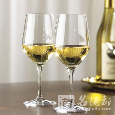 01-sweet-white-wine-160821(1)