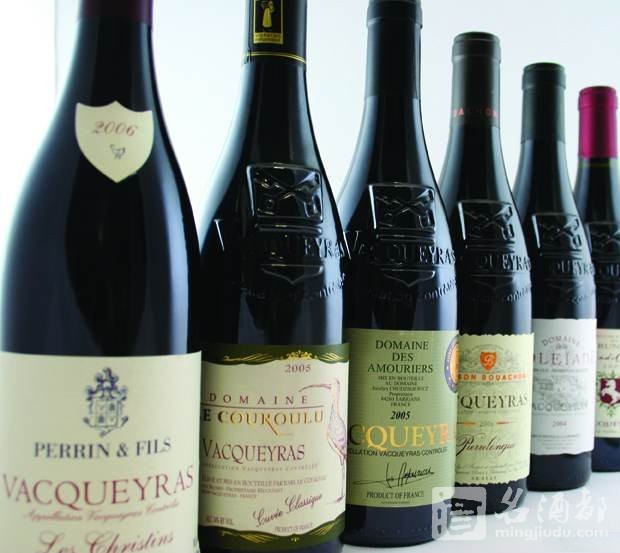 02-vacqueyras-french-wine-label-130814