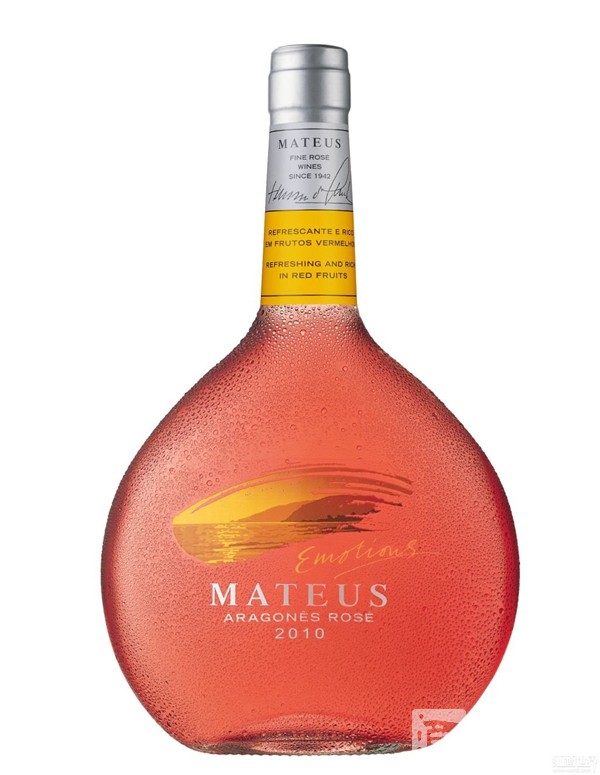 01-mateus-rosé-130711(1)