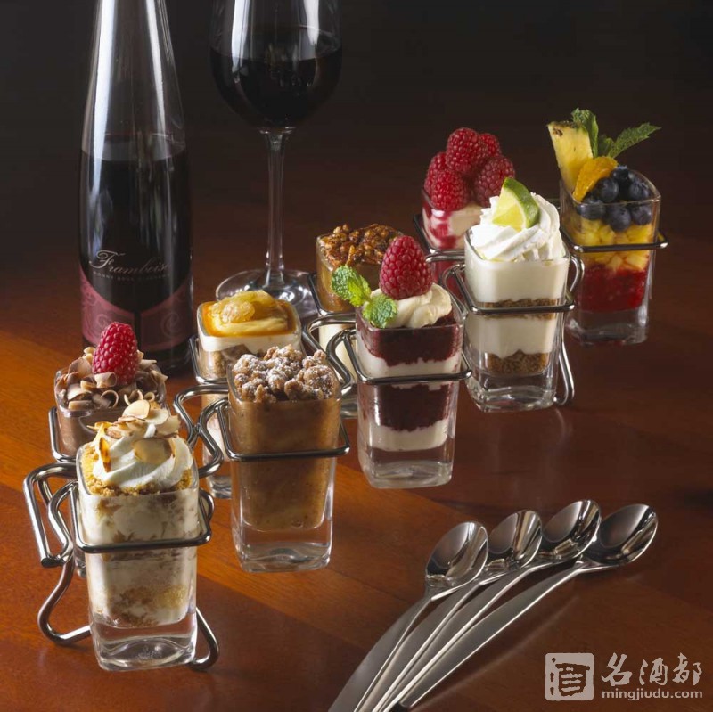 01-desserts-wine-130816