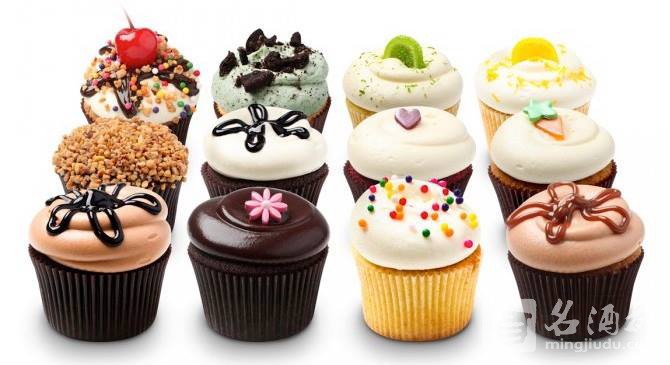 01-various-cupcakes-20160606